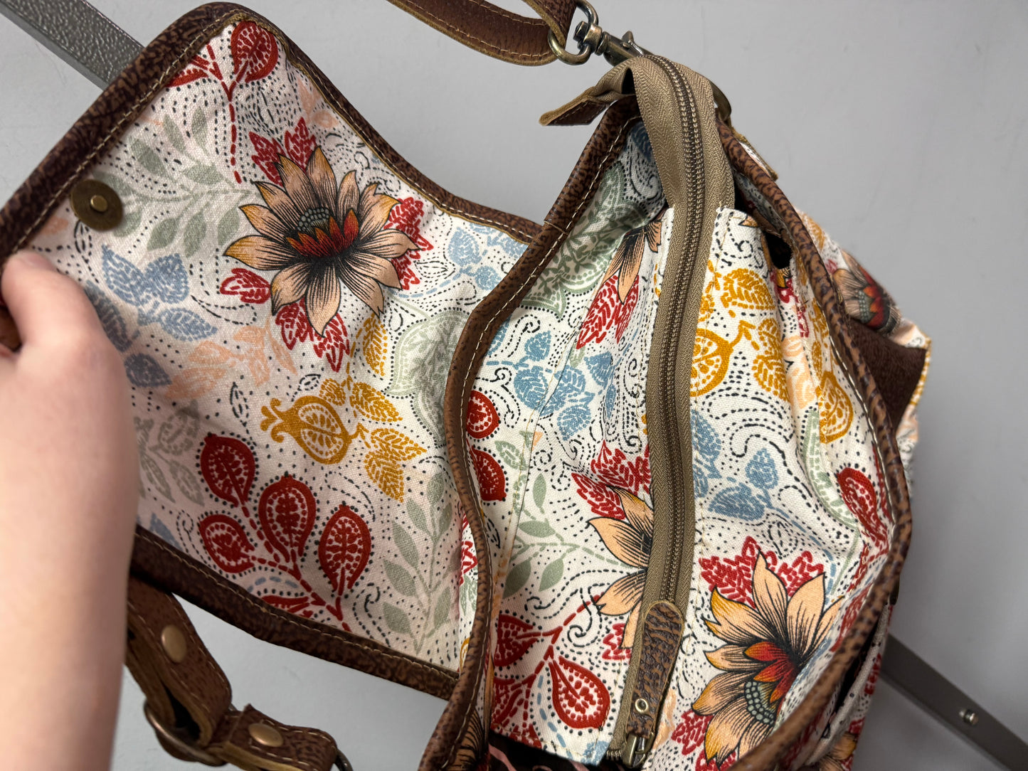 Myra Floral Oakline Cotton & Leather Shoulder Bag ( New Boutique